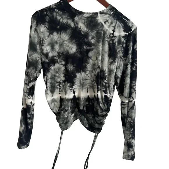 YOUNG FABULOUS & BROKE: S Dark Green and White Tie Die Long Sleeve - Picture 2 of 3